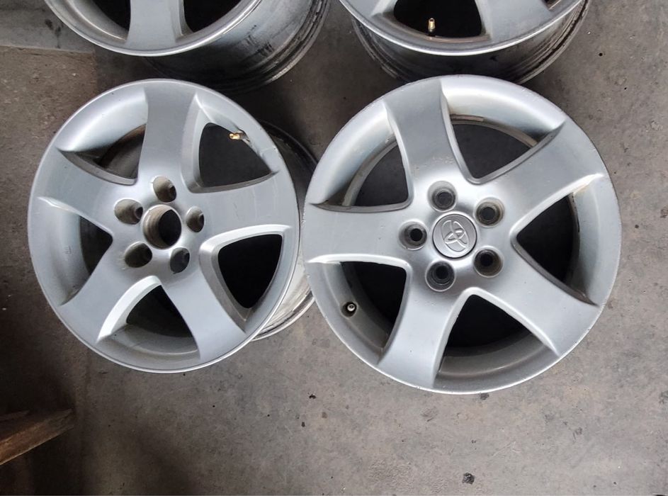 Продам диски от камри 35