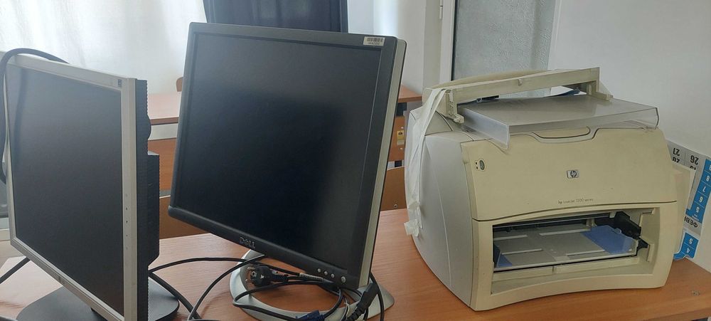 LCD монитори 17 инча