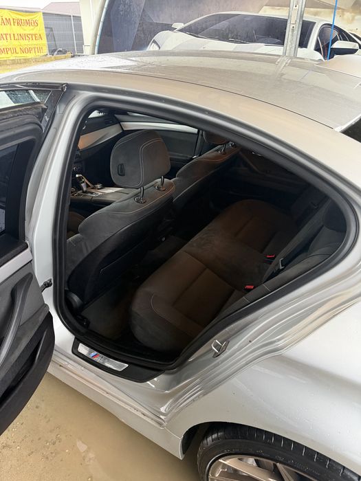 Vand sau schimb Bmw F10 528i Facelift 2014  M pachet  pret negociabil