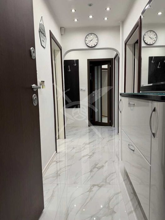 Дава се под наем Тристаен апартамент в София, Младост 1 - 78 кв.м за 1000 € - Снимка #15