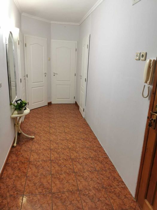 Продава се Тристаен апартамент в София, Младост 1А - 78 кв.м за 1924 €/кв.м - Снимка #17