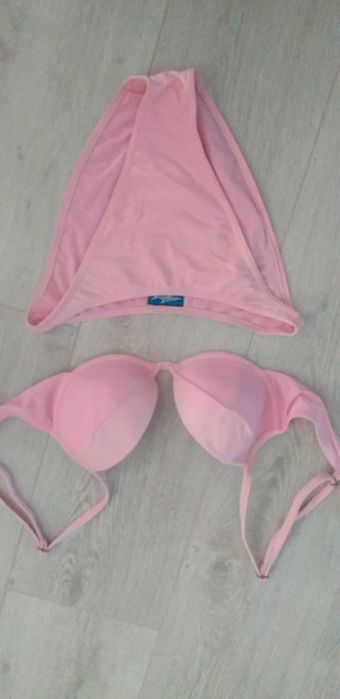 Дамски бански размер xs-s-м цена 20 лв.брой