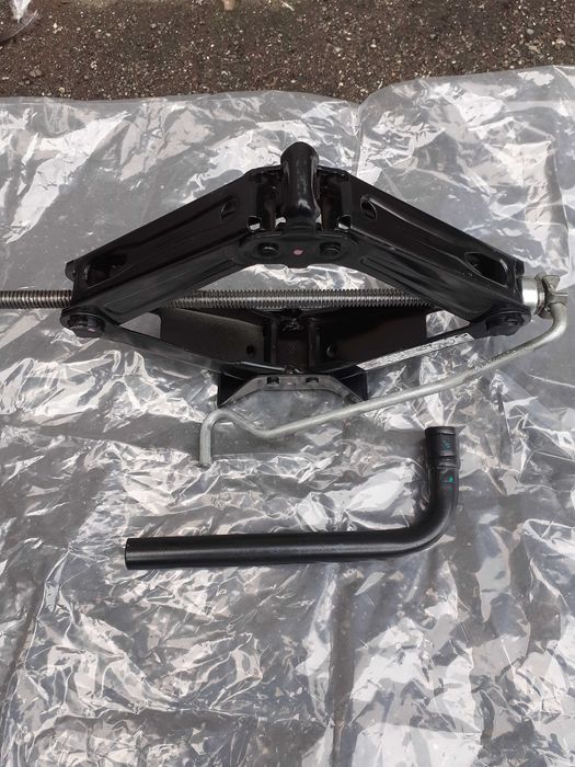 Cric,cheie de roti RENAULT Megane 3 si 4, Talisman