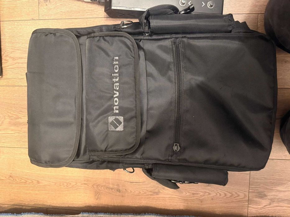 Line 6 Helix LT + Gator G-Tour Pedalboard + Novation backpack