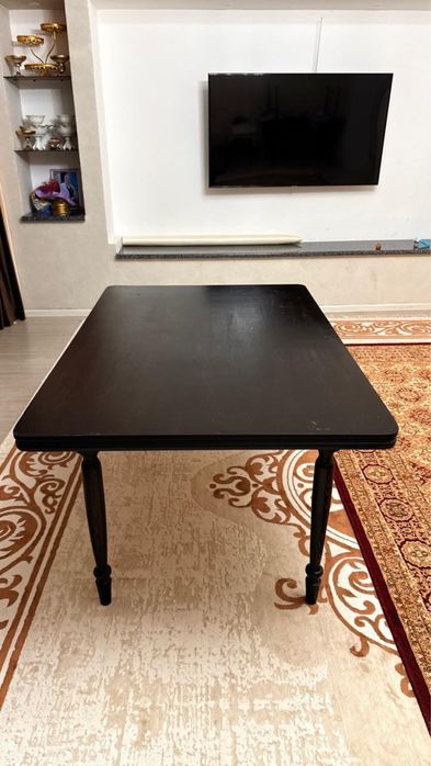 Продам стол деревянный