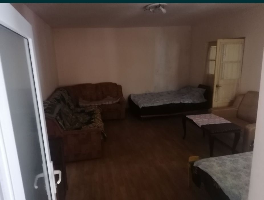 Închiriez casă pentru echipa de muncitori 8 persoane