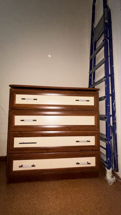 Срочно Продаю комод