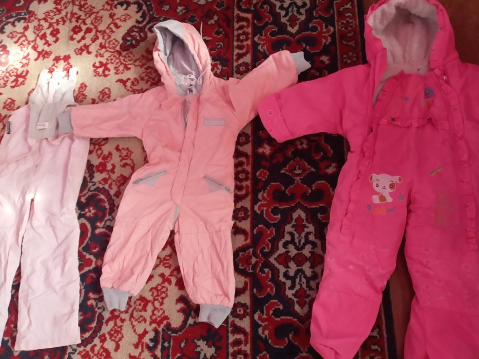 Продам детский комбинезон тёплый