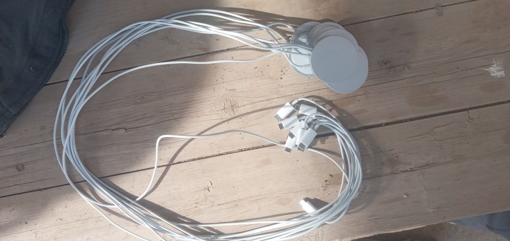 BezpravodnikZaryadnik