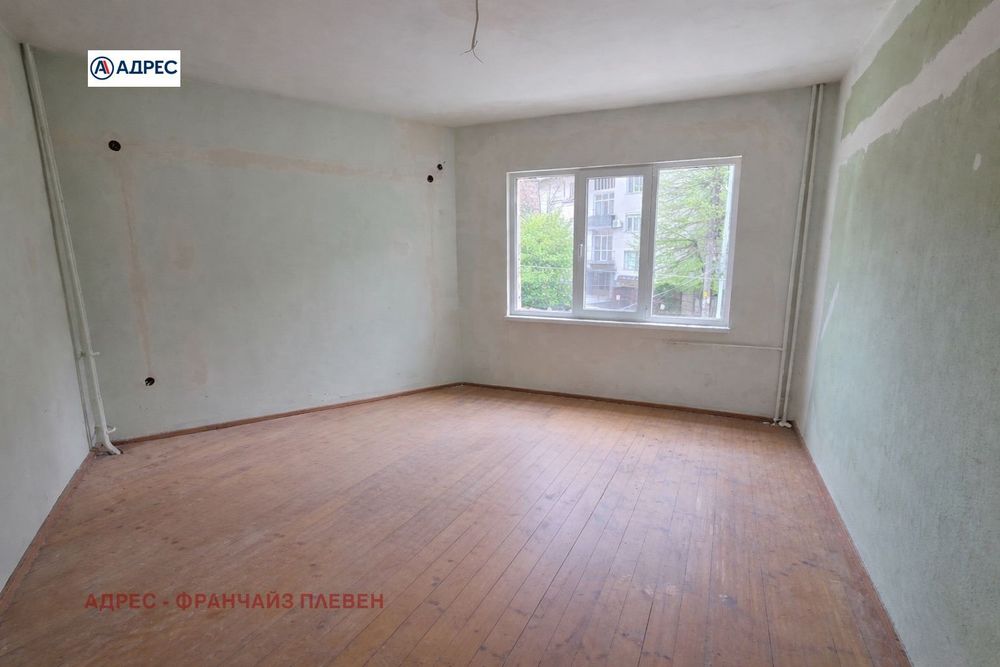 Многостаен в Плевен-Идеален център площ 130 цена 189000