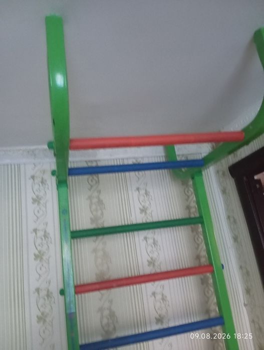 Турник спортивный