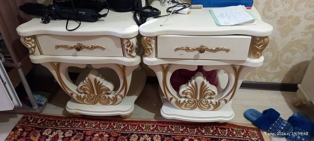 Гарнитур спальный