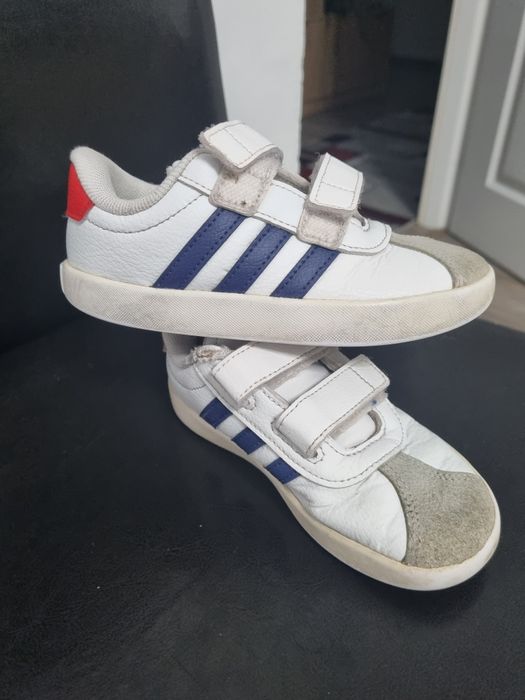 Adidasi copii nr 26