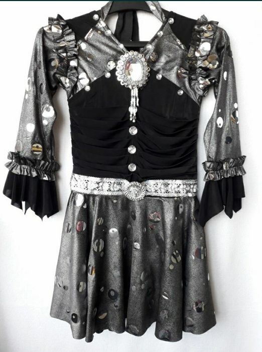 Rochie serbare vrăjitoare copii