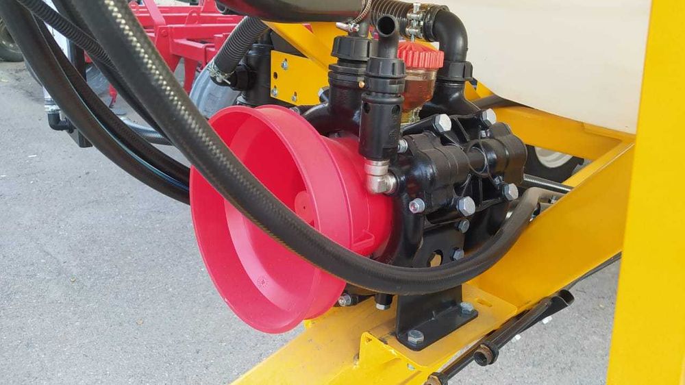 Опрыскиватель прицепной ОПК-2500/18