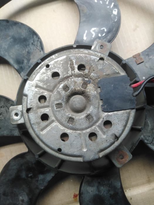 Вентилятор охлаждения Ford focus