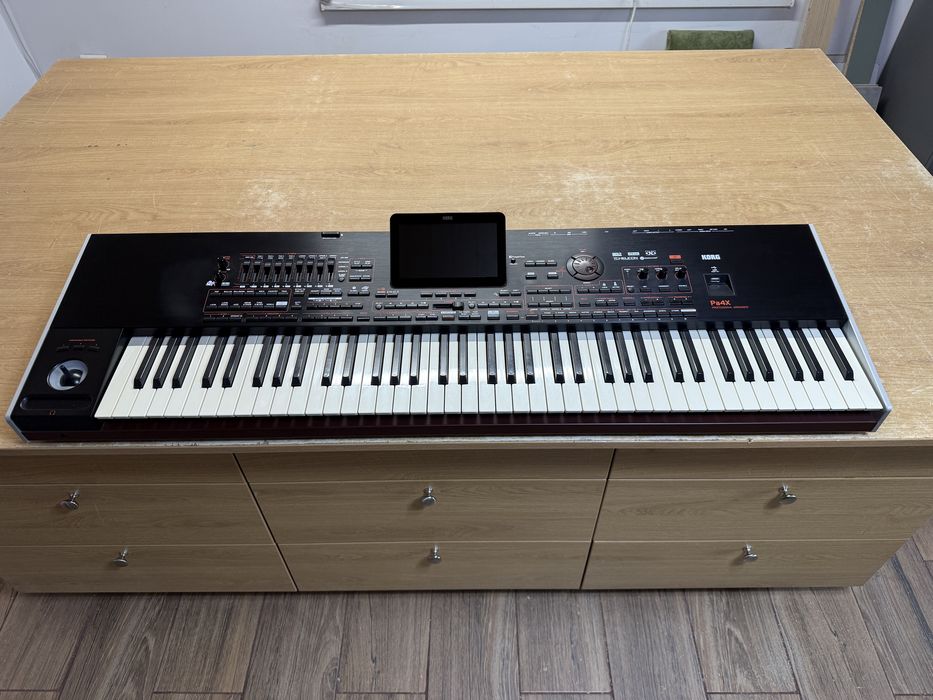 Korg Pa4x 76 International