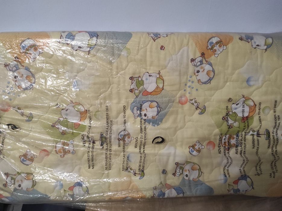 Матрак за детска кошара