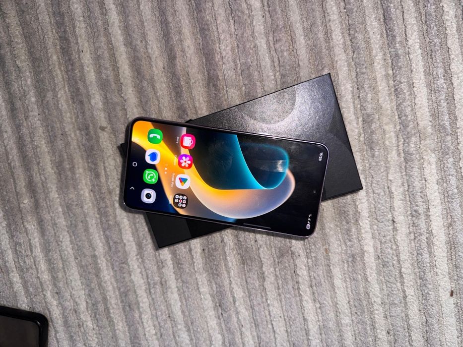 Продам Самсунг S22