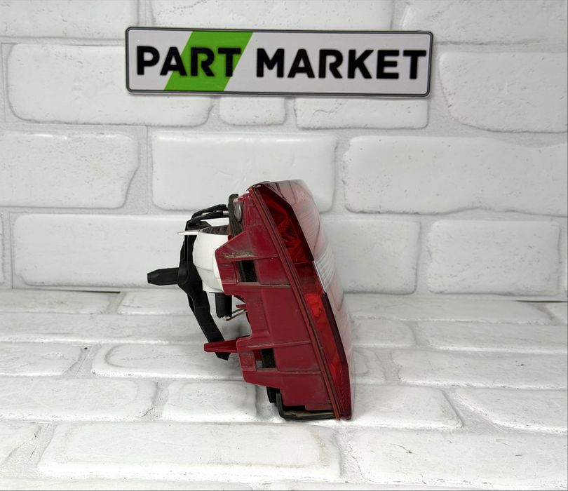 Ляв вътрешен стоп AUDI A6 4G 4G9945093B