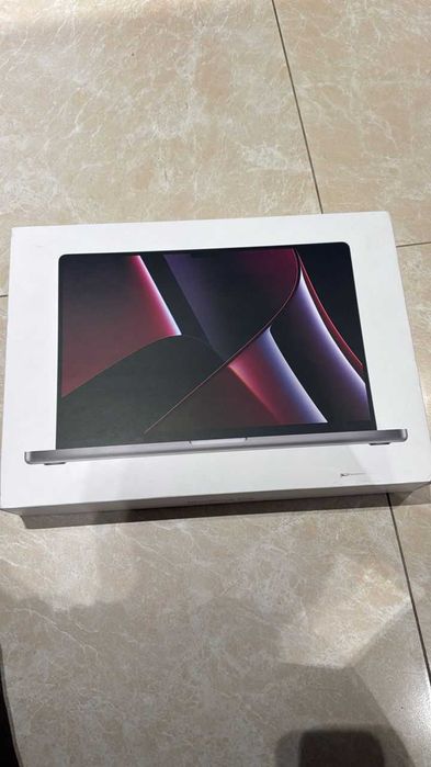 MacBook Pro 16 M2 MAX
