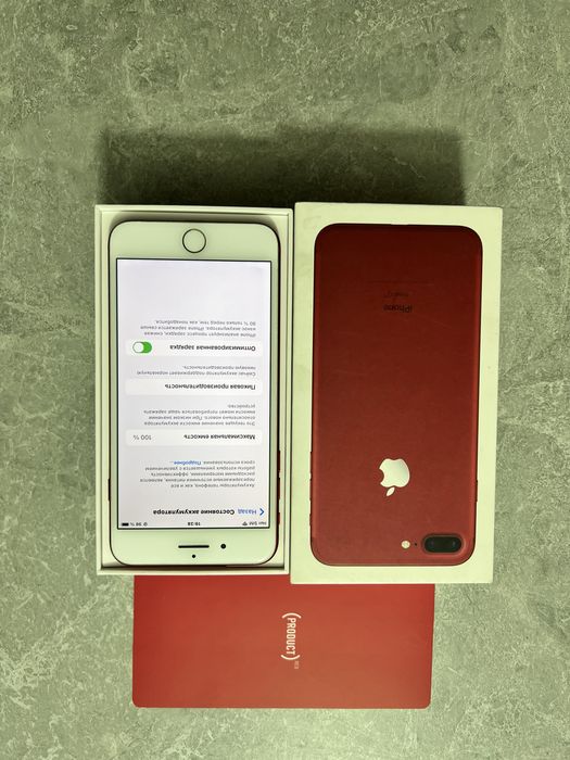 iPhone 7 Plus 256GB Red Product