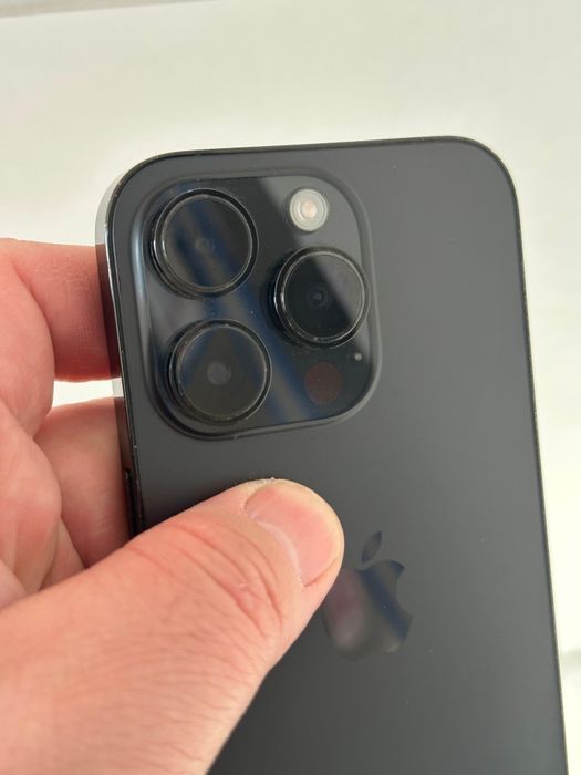 Продам Айфон 14 про 128г