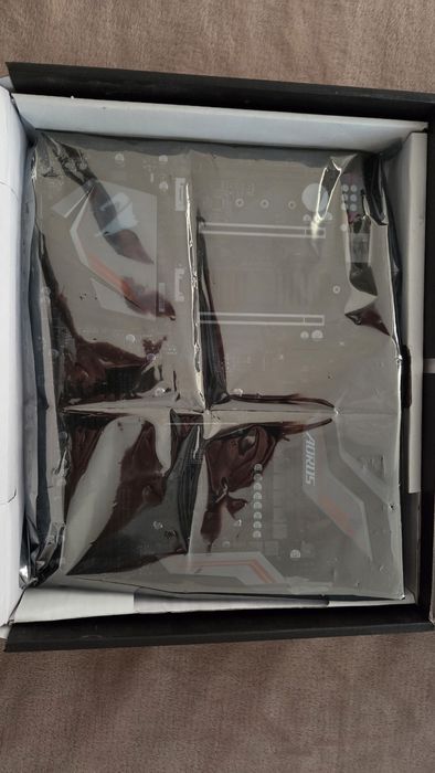 Placa de baza Gigabyte X470 Aorus