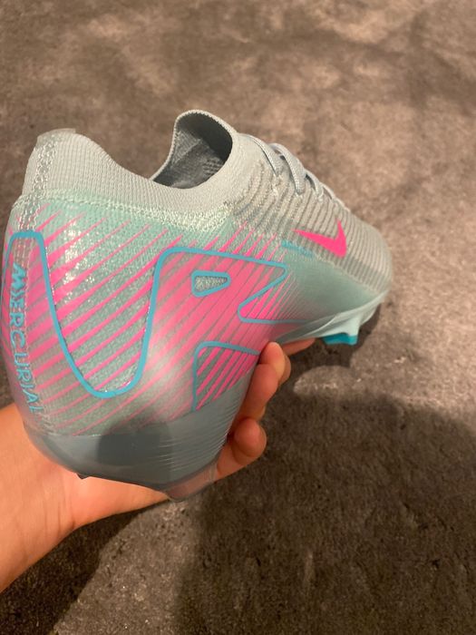 Ghete de fotbal nike elite mercurial