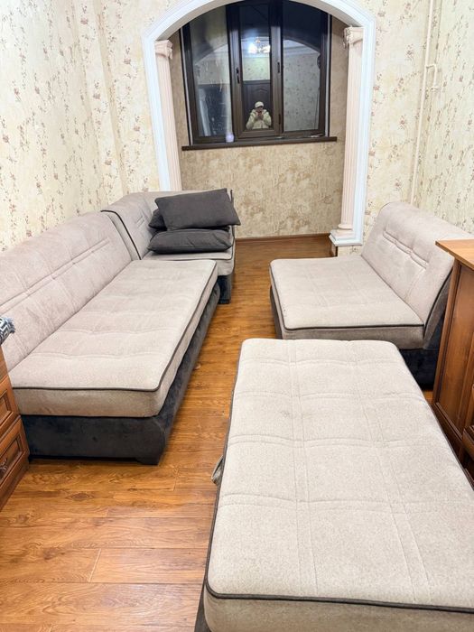 Мягкий диван уголок