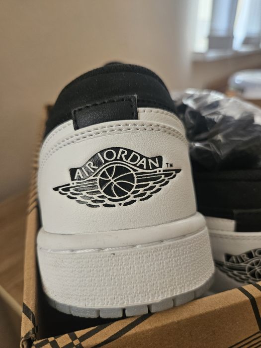 Кроссовки Air Jordan 1 Low