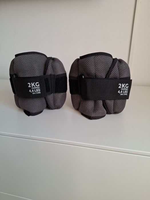 Greutăți glezne si încheieturi pentru fitness  2X2kg ( aproape noi)