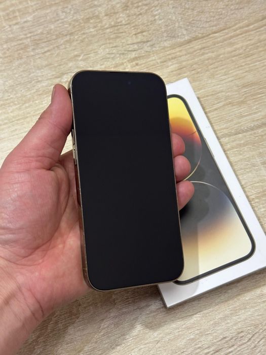 Продам Айфон 14 Про 256г