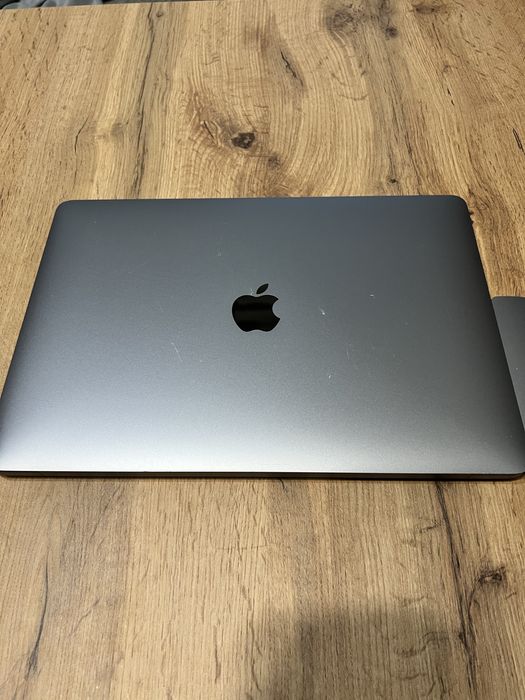 Macbook Air M1 лаптоп - 16gb ram - 512 SSD + Подарък