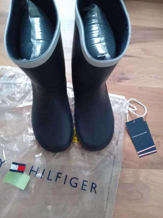 Tommy Hilfinger N30,32 гумени ботуши