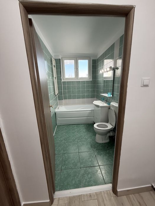 Apartament 3 camere de vanzare