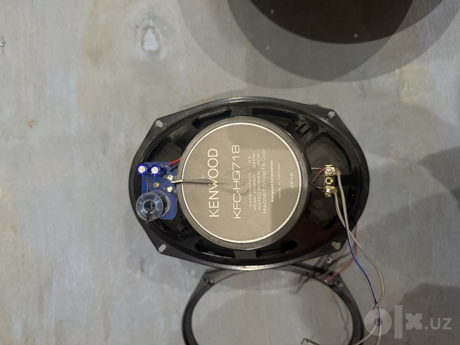 Kenwood 718 sotiladi