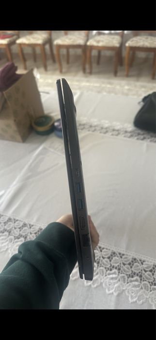 Ноудбук срочно идеалный состояния