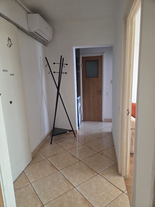 Închiriez ap 3 camere zona D-na Ghica/Facultatea de Construcții