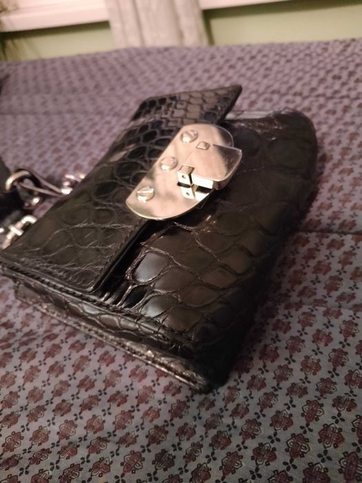 Елегантна дамска чанта на Donna Elissa от естествена кожа черен цвят