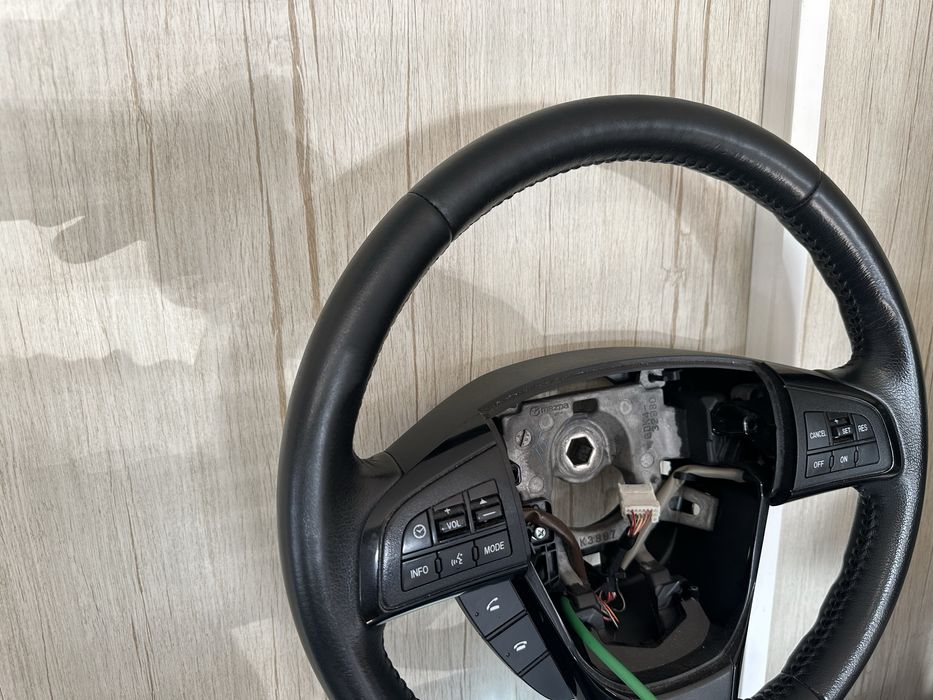 Мултиволан за Мазда 6 до 2013г!