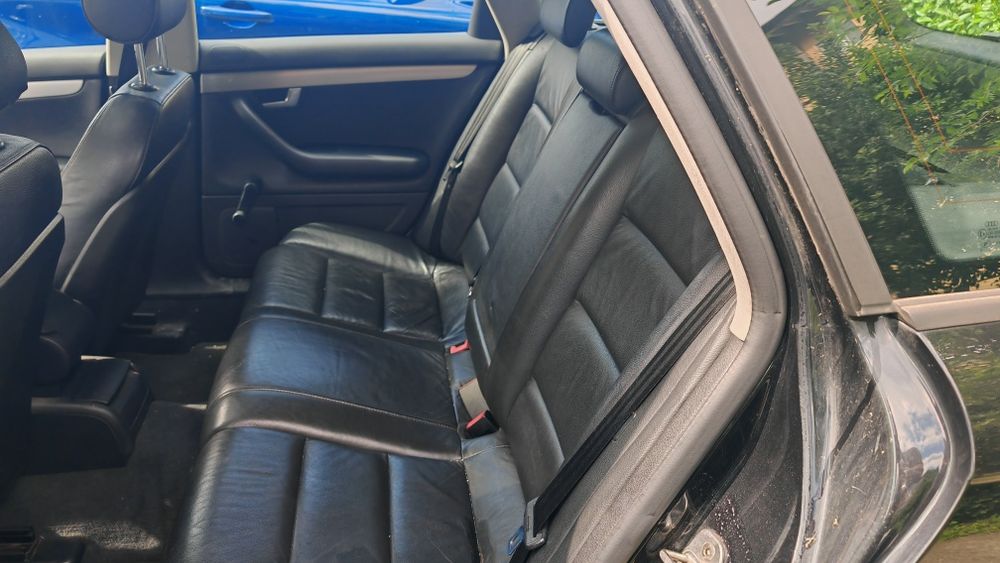 Vând Audi A4 B7 an 2006 motorizare 2.0 TDI BPW 140 CP .