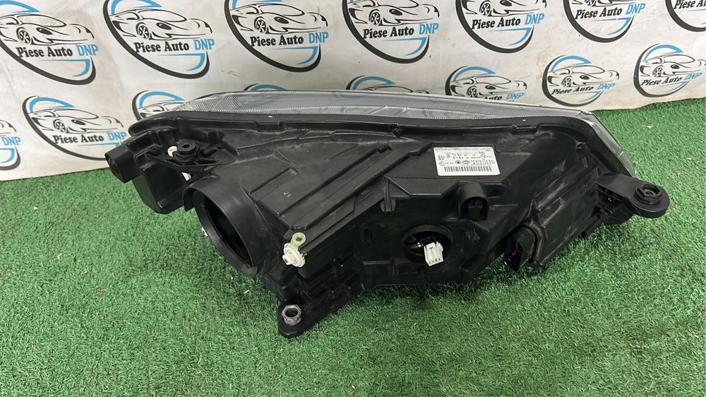 Far stanga skoda superb 3 bixenon