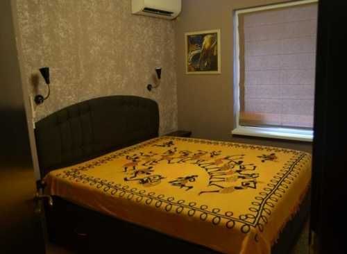 Дава се под наем Тристаен апартамент в София, Лозенец - 80 кв.м за 498.27 € - Снимка #2