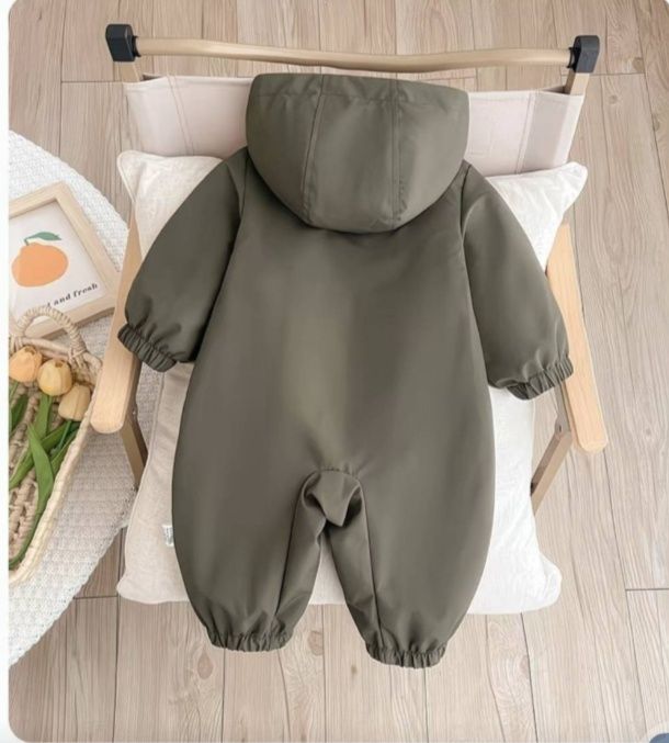 Продам комбинезон детский. Новый