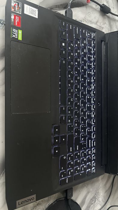 Срочно продаю игровой ноутбук