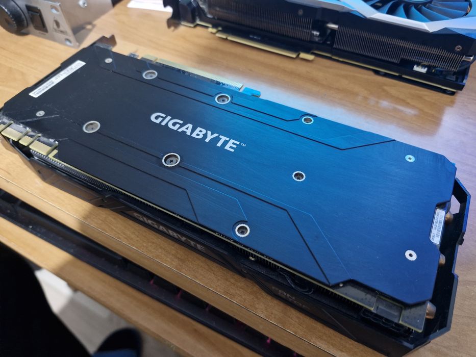 Placă video GTX 1080