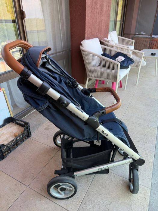 Carucior + husa protectie vant & ploaie mytsy