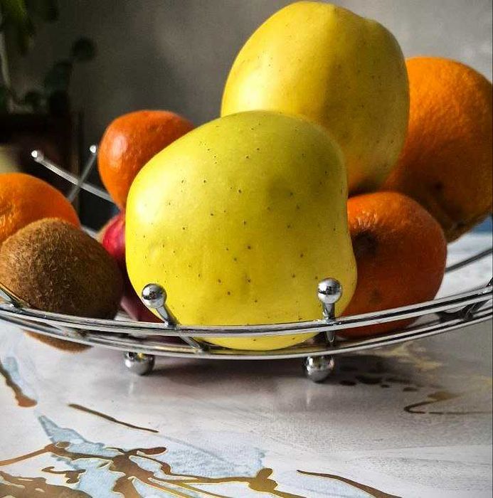 Фруктовница. Ваза металлическая