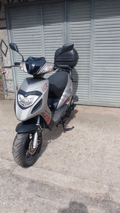Скутер Generic Paradise 50cc